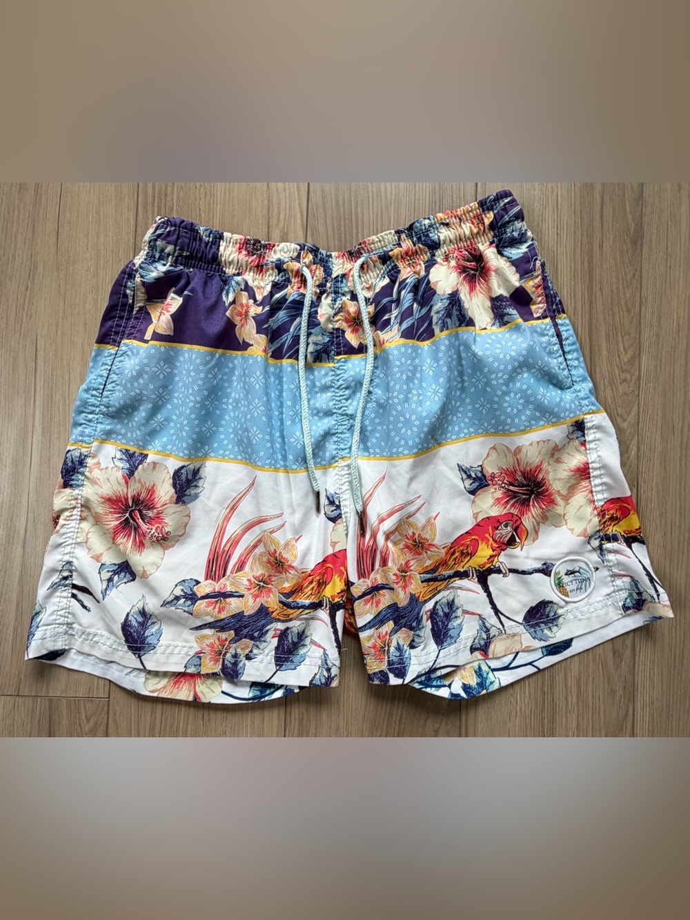 Spicy Tuna Men's Floral Parrot Swim Shorts - White Blue Small
